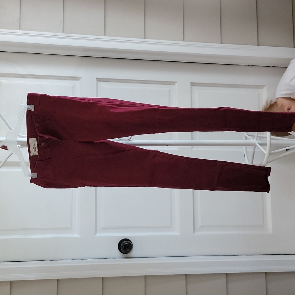 Hollister maroon skinny pant